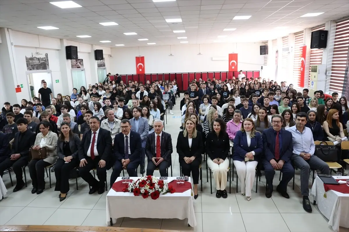 İTÜ Başkanı Prof. Dr. Hasan Mandal: 'Dünyada 204, Türkiye'de 1. üniversiteyiz'