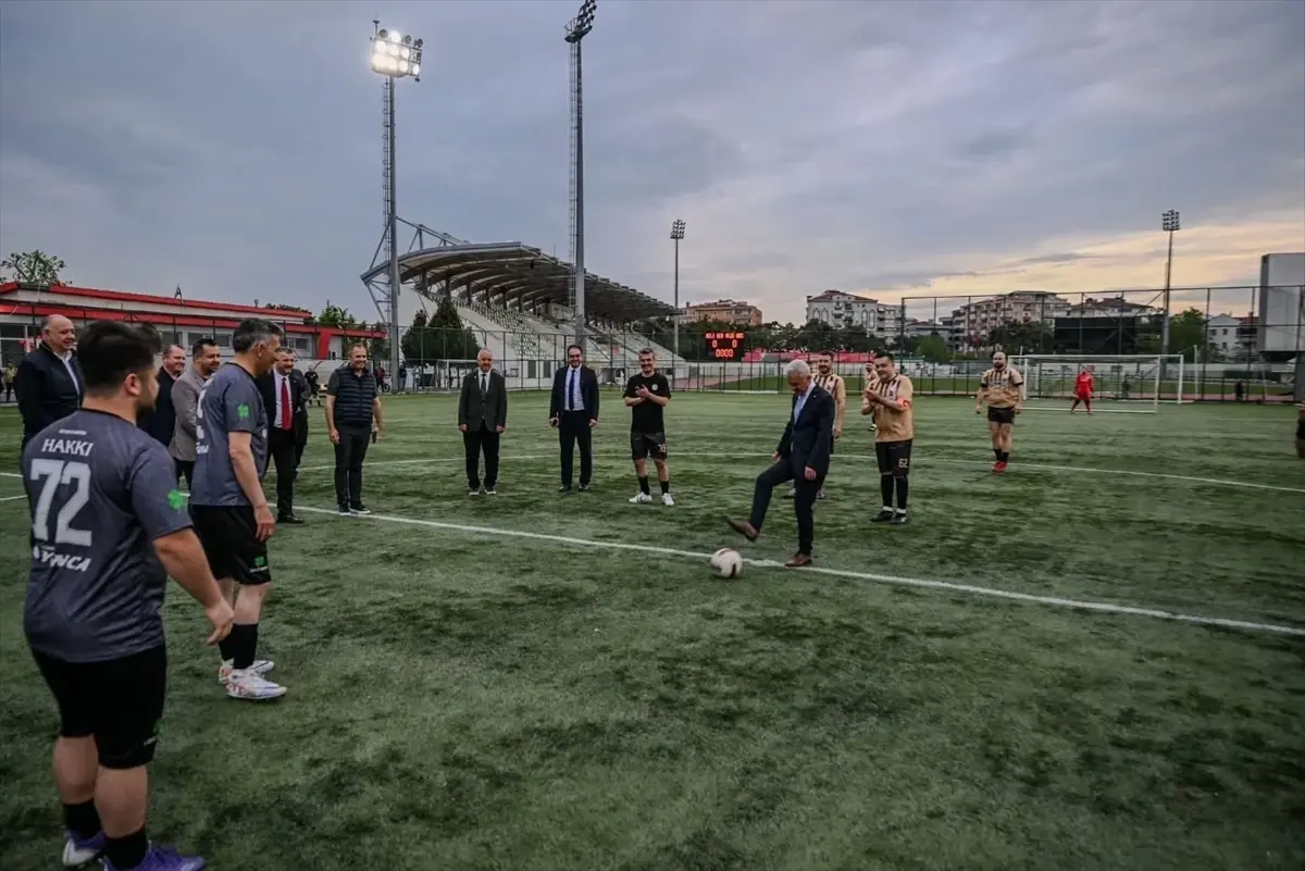 Kırklareli'nde 2025 Kurumlar Ligi Futbol Turnuvası Başladı
