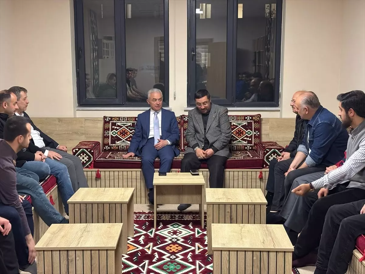 Kırklareli Valisi Uğur Turan, Üniversite Öğrencileriyle Buluştu