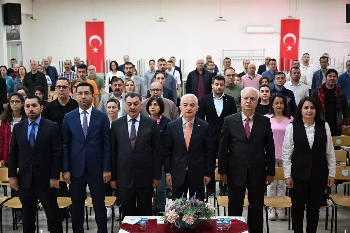 Kırklareli Valisi Uğur Turan Kamu Alımlarını Elektronik Ortama Taşıyor