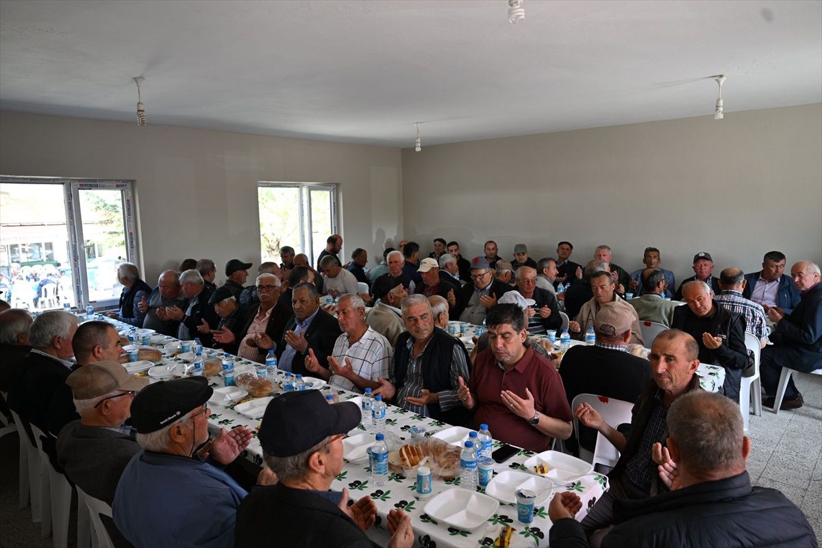 Kırklareli Valisi Uğur Turan Yağmur ve Şükür Duasına Katıldı