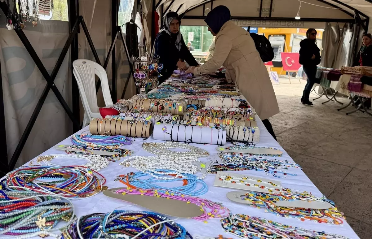 Kırşehir'de Kadın Emek Pazarı Açıldı