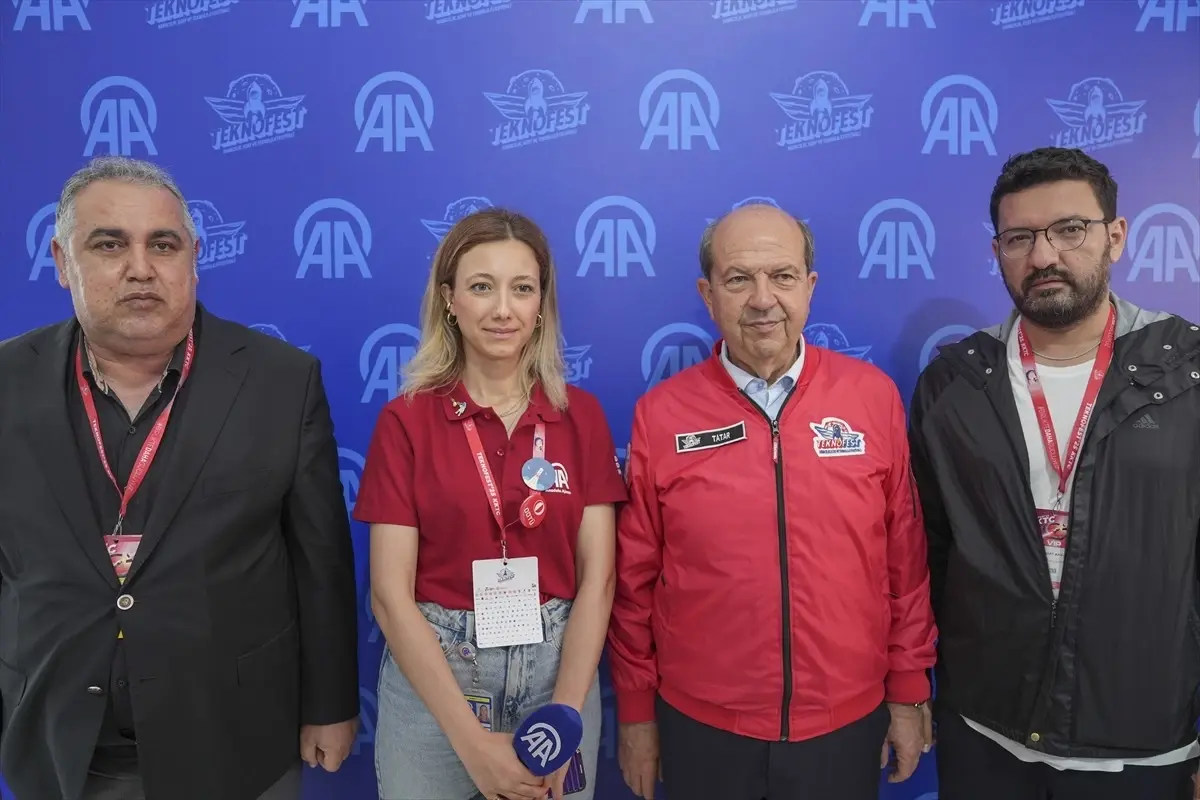 KKTC Cumhurbaşkanı Tatar, TEKNOFEST KKTC'de AA standını ziyaret etti Açıklaması