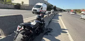 Kocaeli'de Motosiklet Kazası: İki Kişi Hastaneye Kaldırıldı