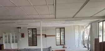 Kontrolden Çıkan Otomobil Camiye Girdi