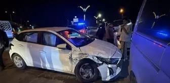 Kocaeli'de, otomobil ile cipin çarpışması sonucu 2 kişi yaralandı