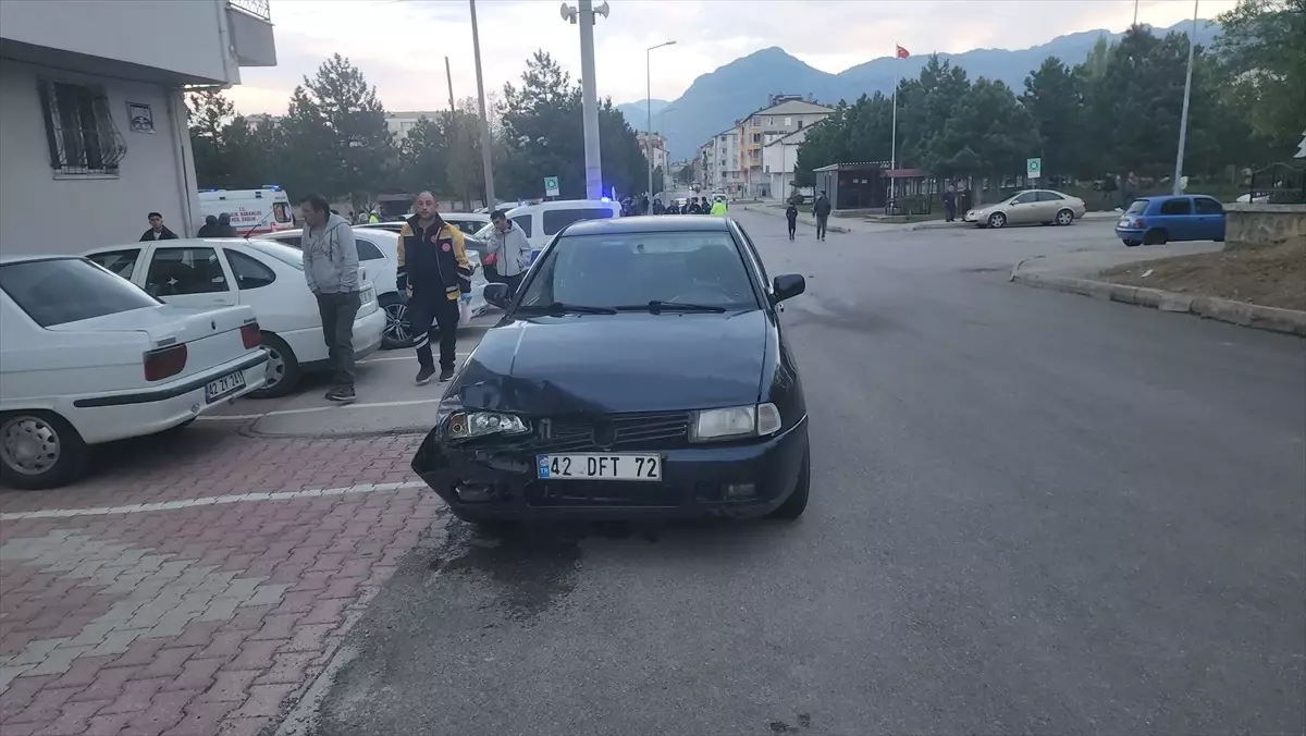 Konya'da Trafik Kazası: Bir Aile Yaralandı