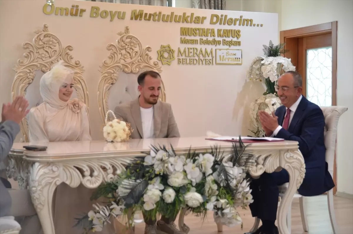 Konya'da 5 Mayıs 2025'te Nikah Kıydıran Çiftler Yoğunluk Oluşturdu