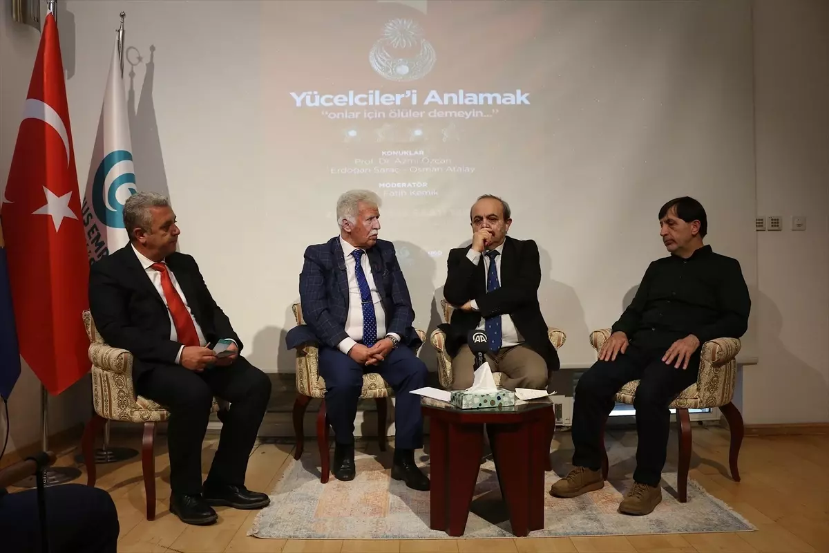 Kosova'da 'Yücelciler' konulu söyleşi yapıldı