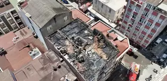 Küçükçekmece'de 6 Katlı Binanın Çatısında Yangın