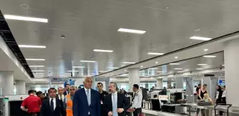 Kültür ve Turizm Bakanı Ersoy, Antalya Havalimanı'nda incelemelerde bulundu Açıklaması