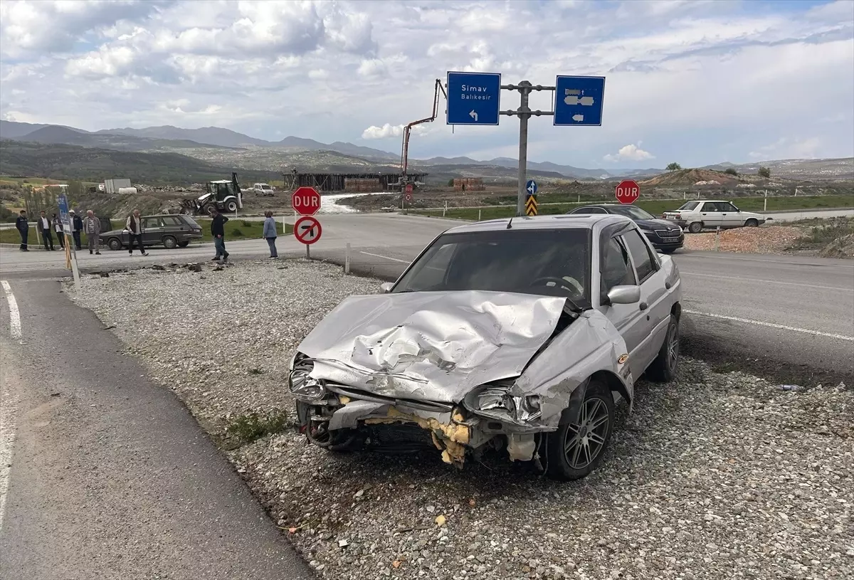Kütahya'da Trafik Kazası: 1 Yaralı