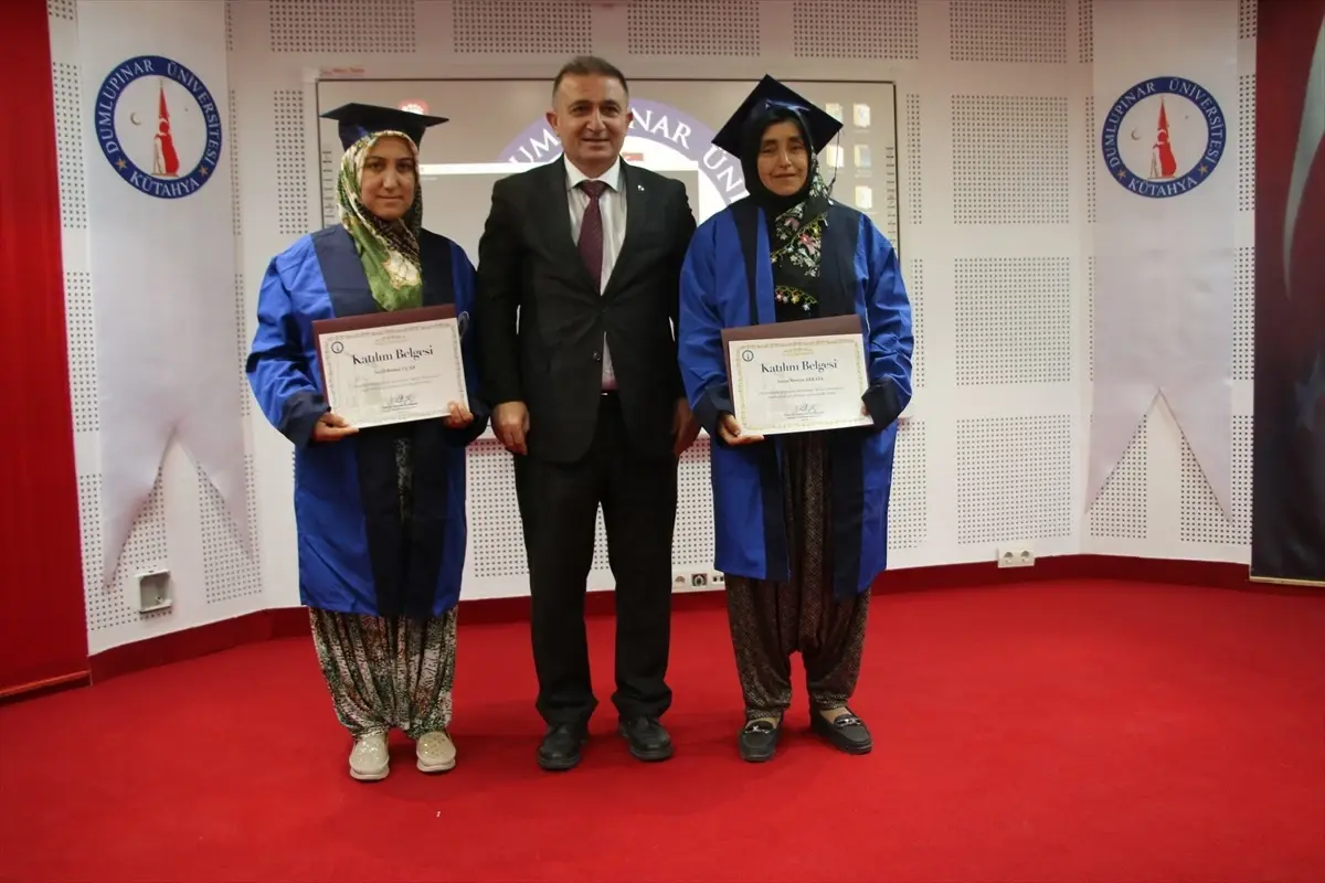 Kütahya'da Kadın Üniversitesi Mezuniyet Töreni