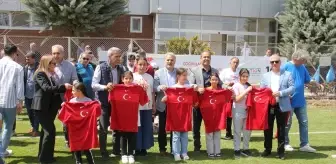 Depremzede Çocuklar İçin 'Çocuklar İçin Başlama Vuruşu' Etkinliği Düzenlendi
