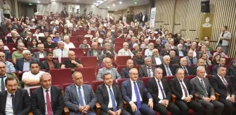 Zirai Don Sonrası Kayısıda Ağaç ve Bahçe Bakımı Konferansı Düzenlendi