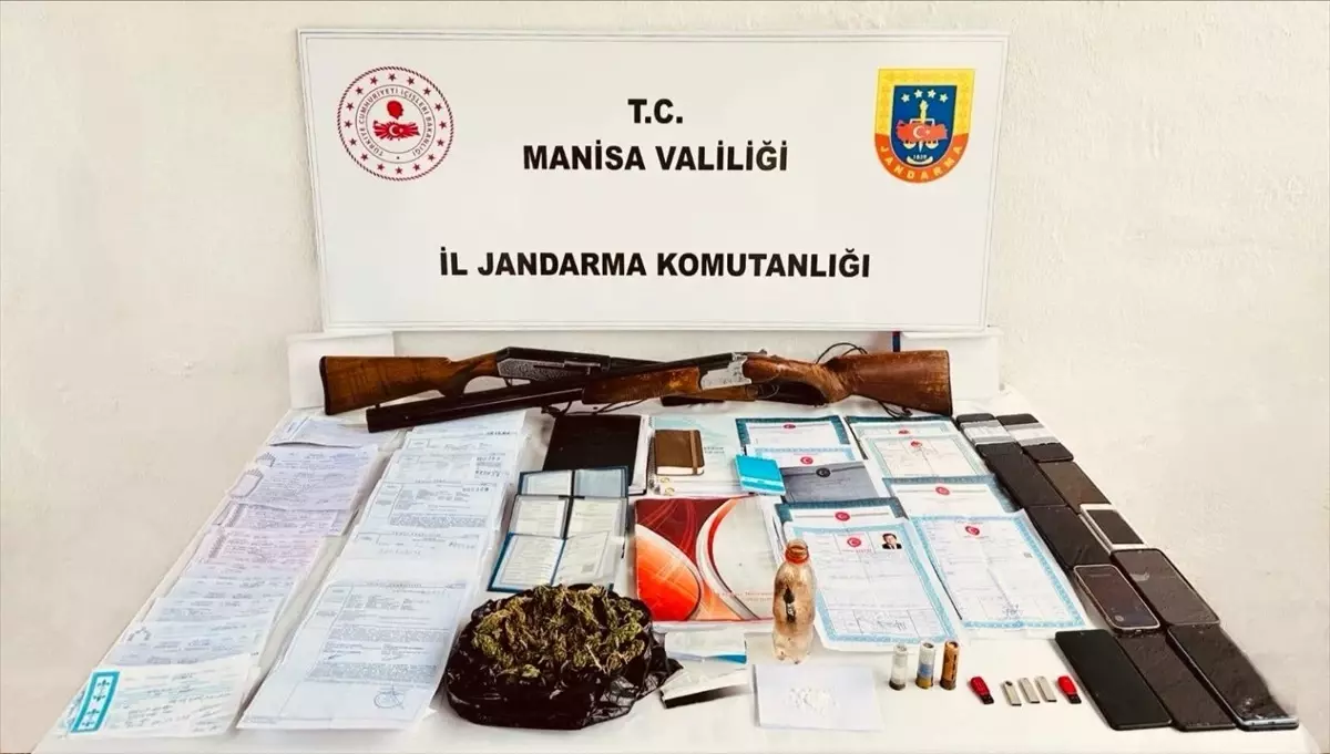 Manisa'da Tefecilik Operasyonu: 11 Gözaltı