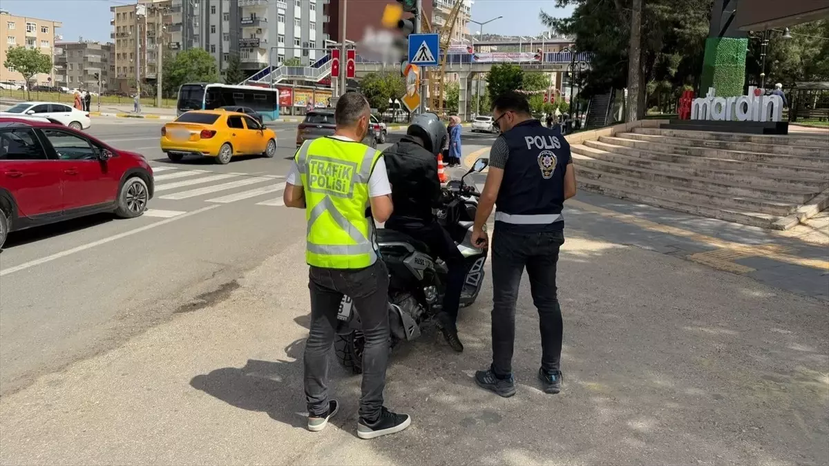 Mardin'de Motosiklet Denetimleri: 1373 Araç Kontrol Edildi
