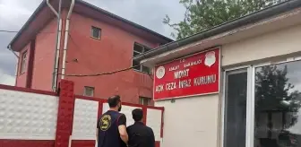 Firari Hükümlü Düğünde Saz Çalarken Yakalandı