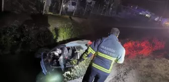 Nusaybin'de Sulama Kanalına Devrilen Otomobilde 4 Yaralı