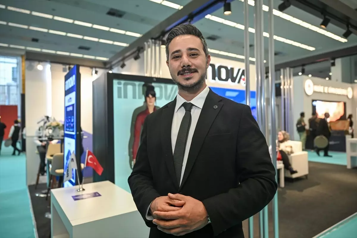 Yapay Zeka ile Holografik Dijital Çalışanlar Hayata Geçiyor