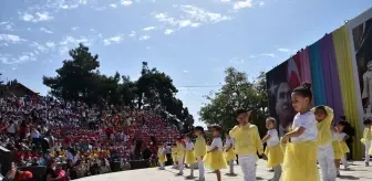 Marmaris'te 23 Nisan Ulusal Egemenlik ve Çocuk Bayramı kutlandı