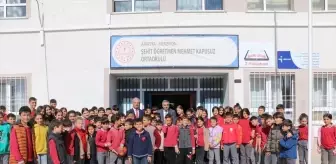 Merzifon Kaymakam Karaaslan, okulları ziyaret etti