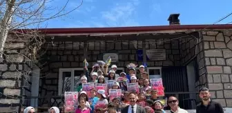 Kayseri'de MHP'den Çocuklara 1920 Oyuncak Dağıtımı
