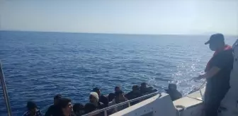 Datça açıklarında 17 düzensiz göçmen kurtarıldı