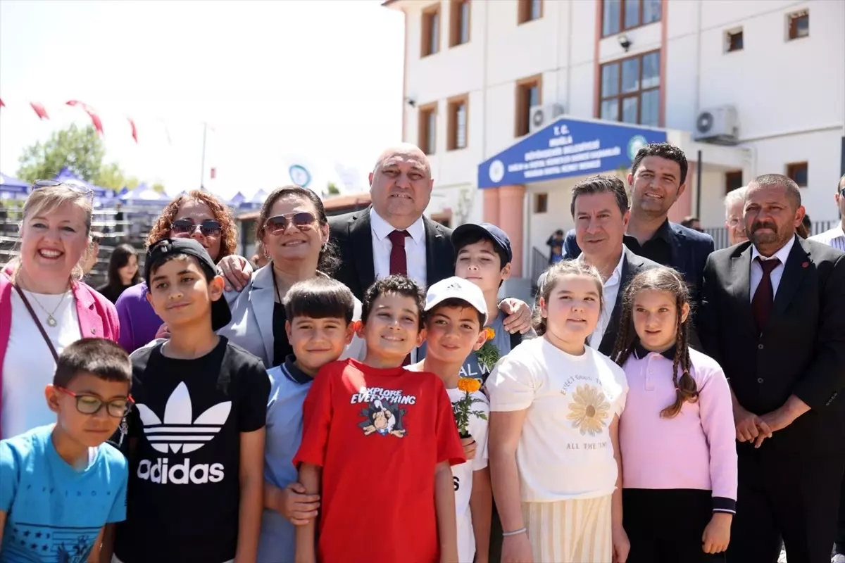 Yatağan'da Yeşilbağcılar Sosyal Hizmet Merkezi ve Kadın Yaşam Merkezi Açıldı