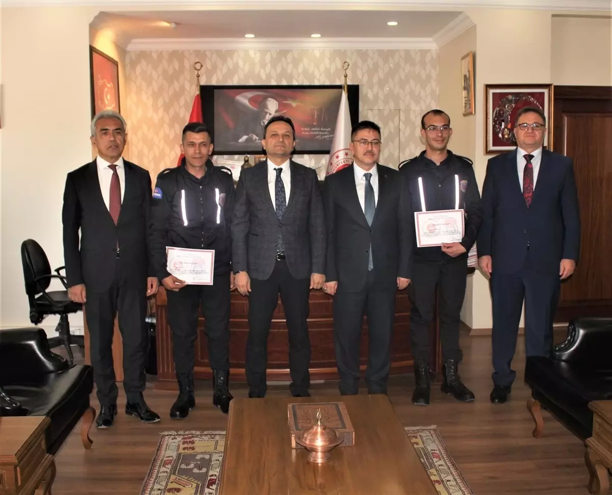 Muğla Cezaevinde Başarılı Memurlara Teşekkür Belgesi