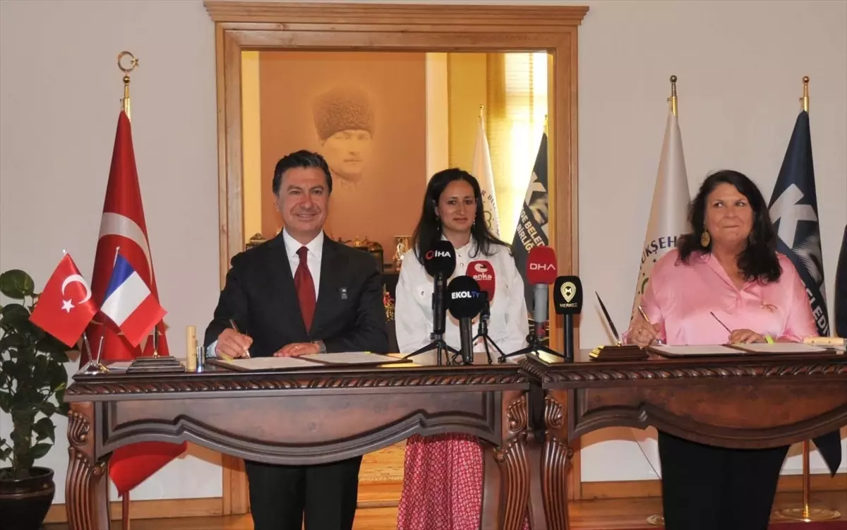 Muğla ve Bastia Belediyeleri Arasında Kültürel İşbirliği Protokolü İmzalandı