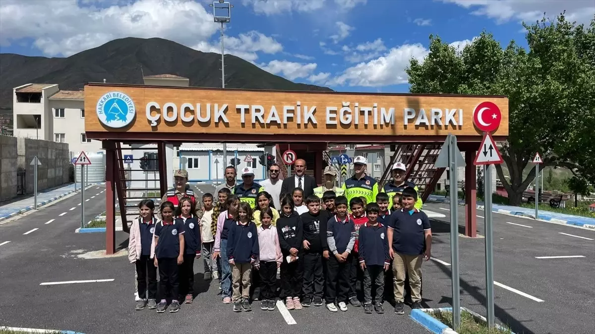 Ambulans Şoförlerine Güvenli Sürüş Eğitimi