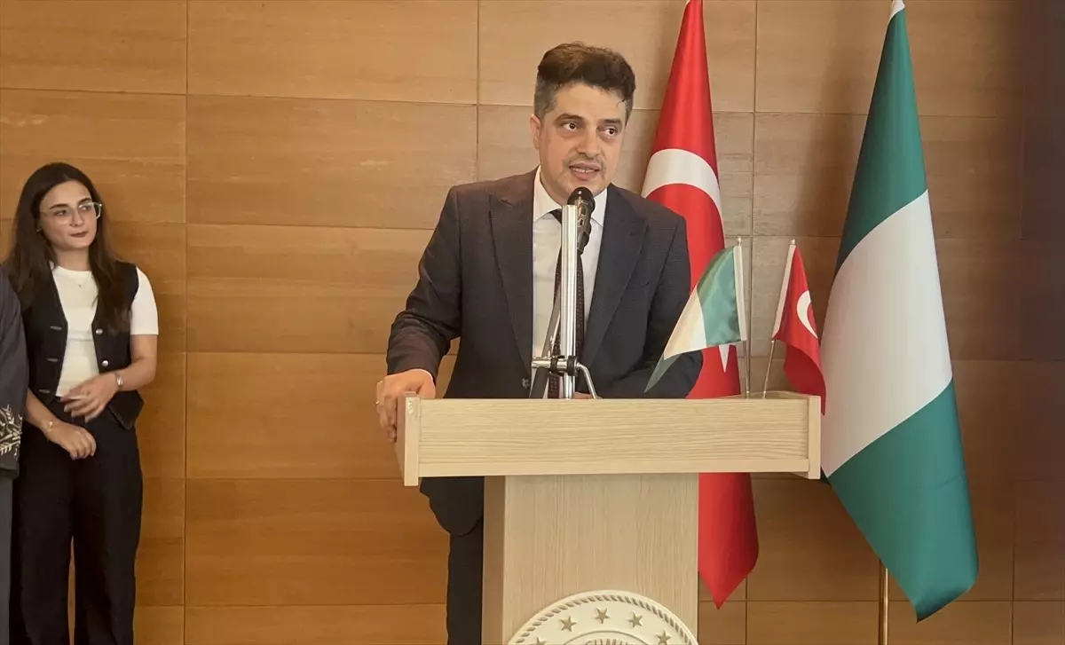 Nijerya'da 23 Nisan Ulusal Egemenlik ve Çocuk Bayramı Töreni Düzenlendi