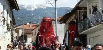 Bursa'nın Fethinin 699. Yıldönümünde Geleneksel Düğün Etkinliği