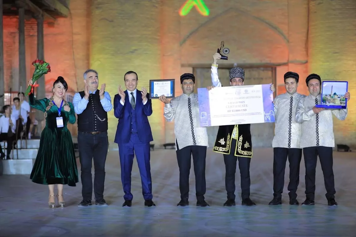 Özbekistan'da 4. Uluslararası Bahşı Sanatı Festivali Düzenlendi