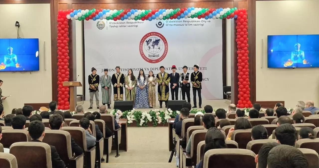 Dünya Ekonomisi ve Diplomasi Üniversitesi'nde Türk Dili Bayramı Etkinliği
