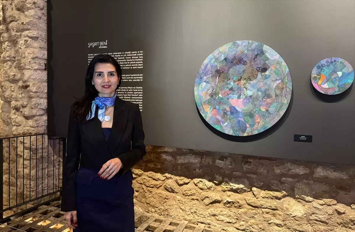 Dr. Seval Özcan'ın 'Şaşırt Beni İstanbul' Sergisi Baruthane'de Açıldı