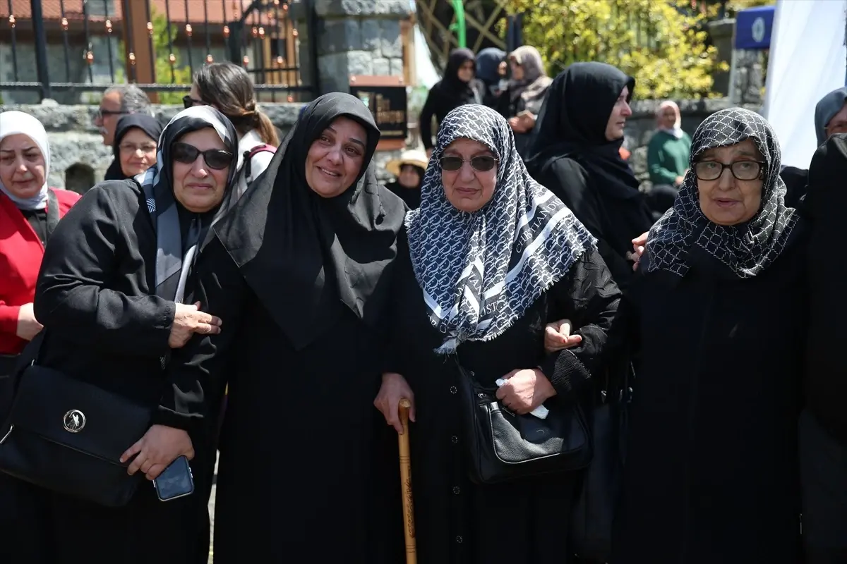 Rize, Giresun ve Artvin'den 296 Hacı Adayı Kutsal Topraklara Uğurlandı