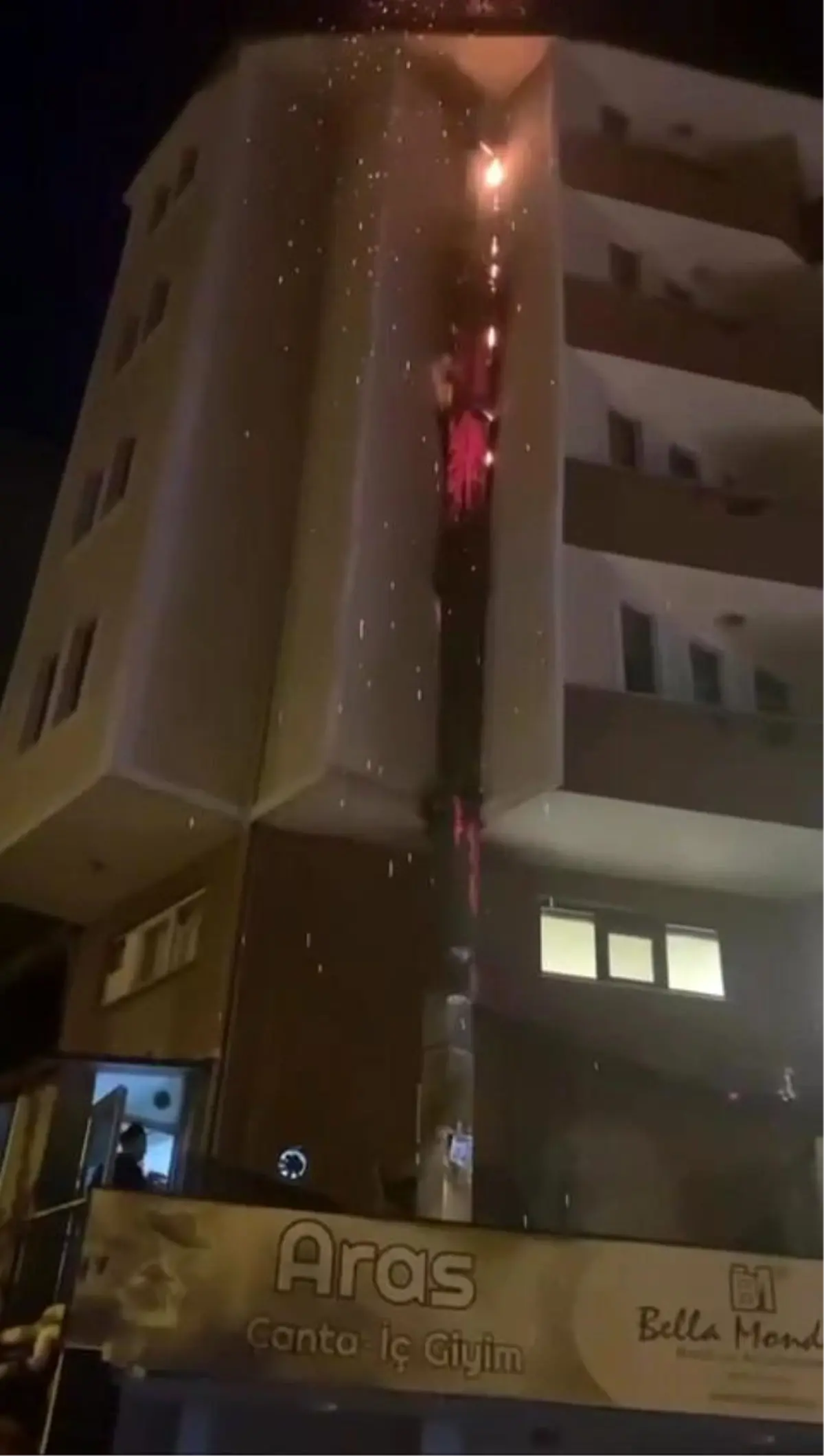 Safranbolu'da İşletmenin Bacasında Yangın Çıktı