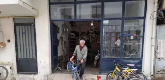 Dededen Toruna Bisiklet Tamirciliği: Halil Özcan'ın 63 Yılı