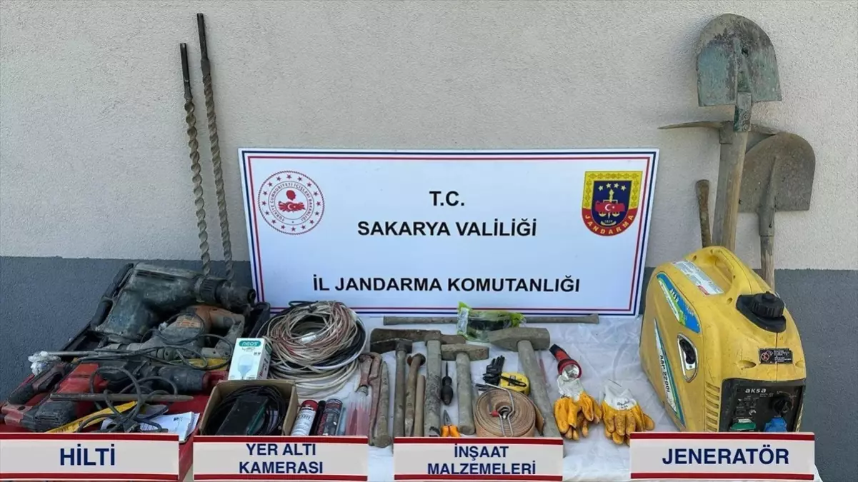Sakarya'da Kaçak Kazı Operasyonu: 3 Şüpheli Gözaltında