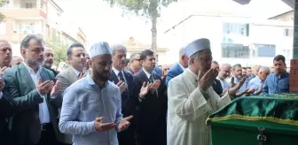 Sakarya'da Su Tankeri Kazasında Hayatını Kaybeden Sürücünün Cenazesi Defnedildi