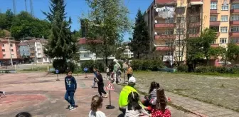 Minik Öğrencilere Trafik Eğitimi