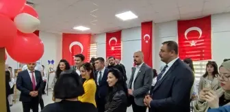 Kayseri'de Resim Sergisi Açıldı