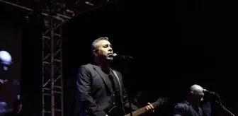 Haluk Levent, 23 Nisan Ulusal Egemenlik ve Çocuk Bayramı'nda Fethiye'de Konser Verdi