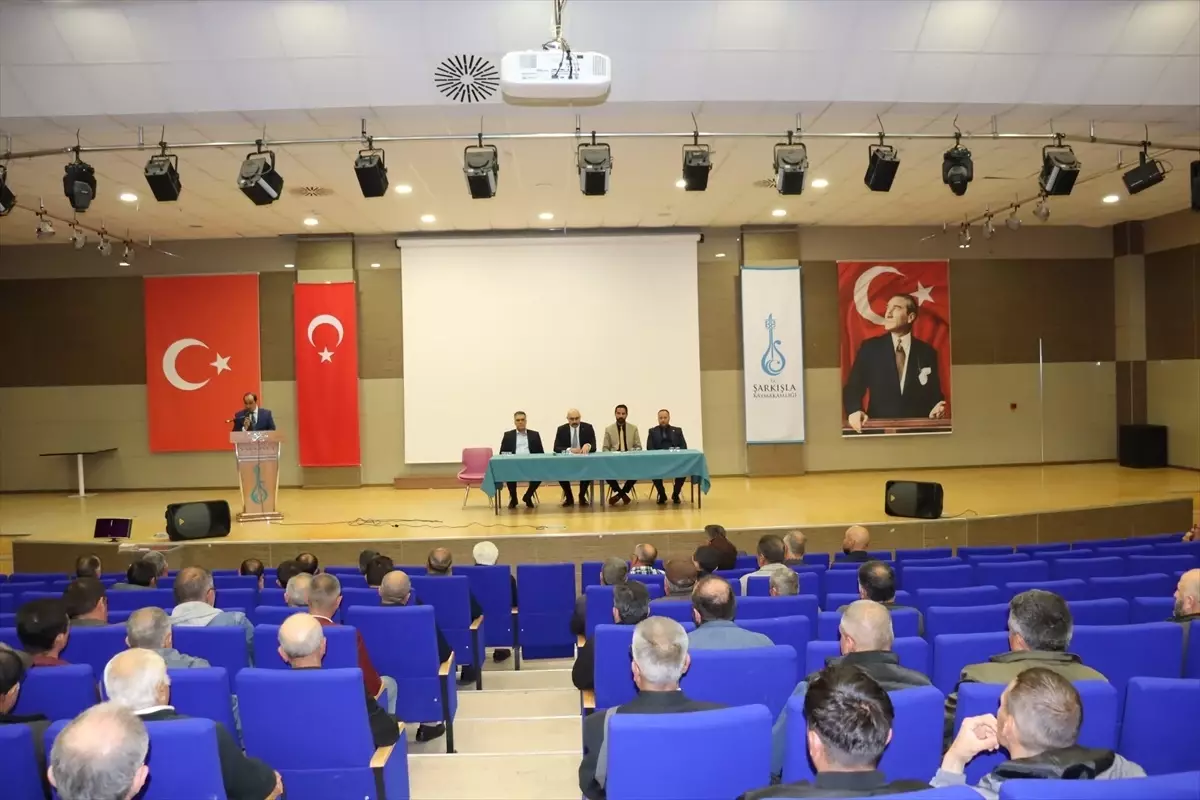 Şarkışla'da Köylere Hizmet Götürme Birliği Toplantısı Yapıldı