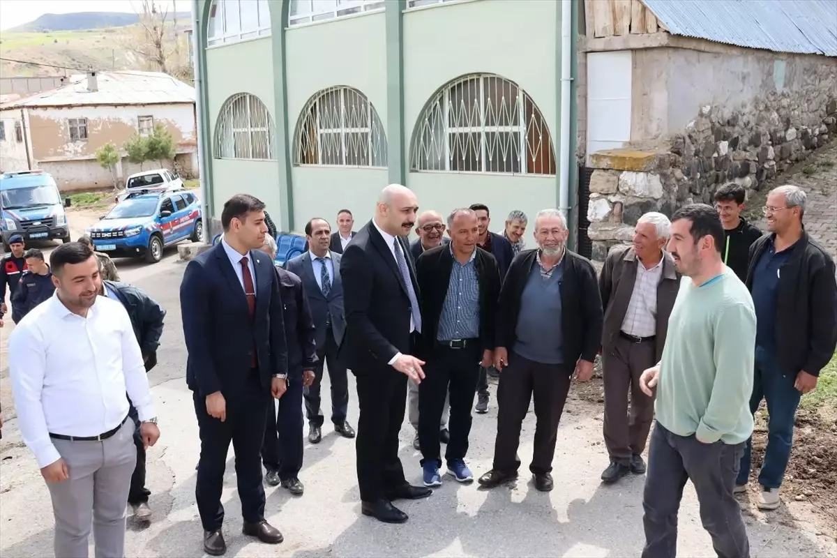 Kaymakam Öztürk Köy Ziyaretlerinde İhtiyaçları Dinledi