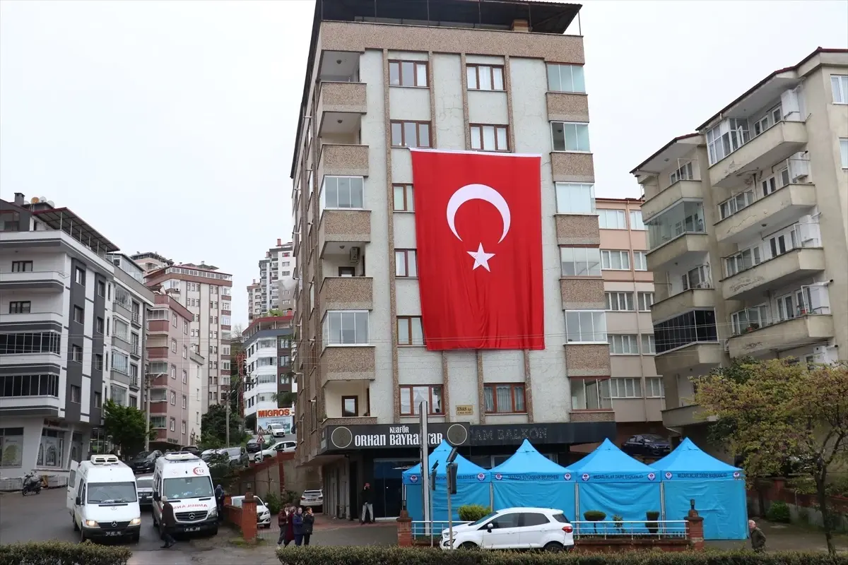 Şehit Piyade Uzman Onbaşı Day'ın Trabzon'daki ailesine acı haber verildi