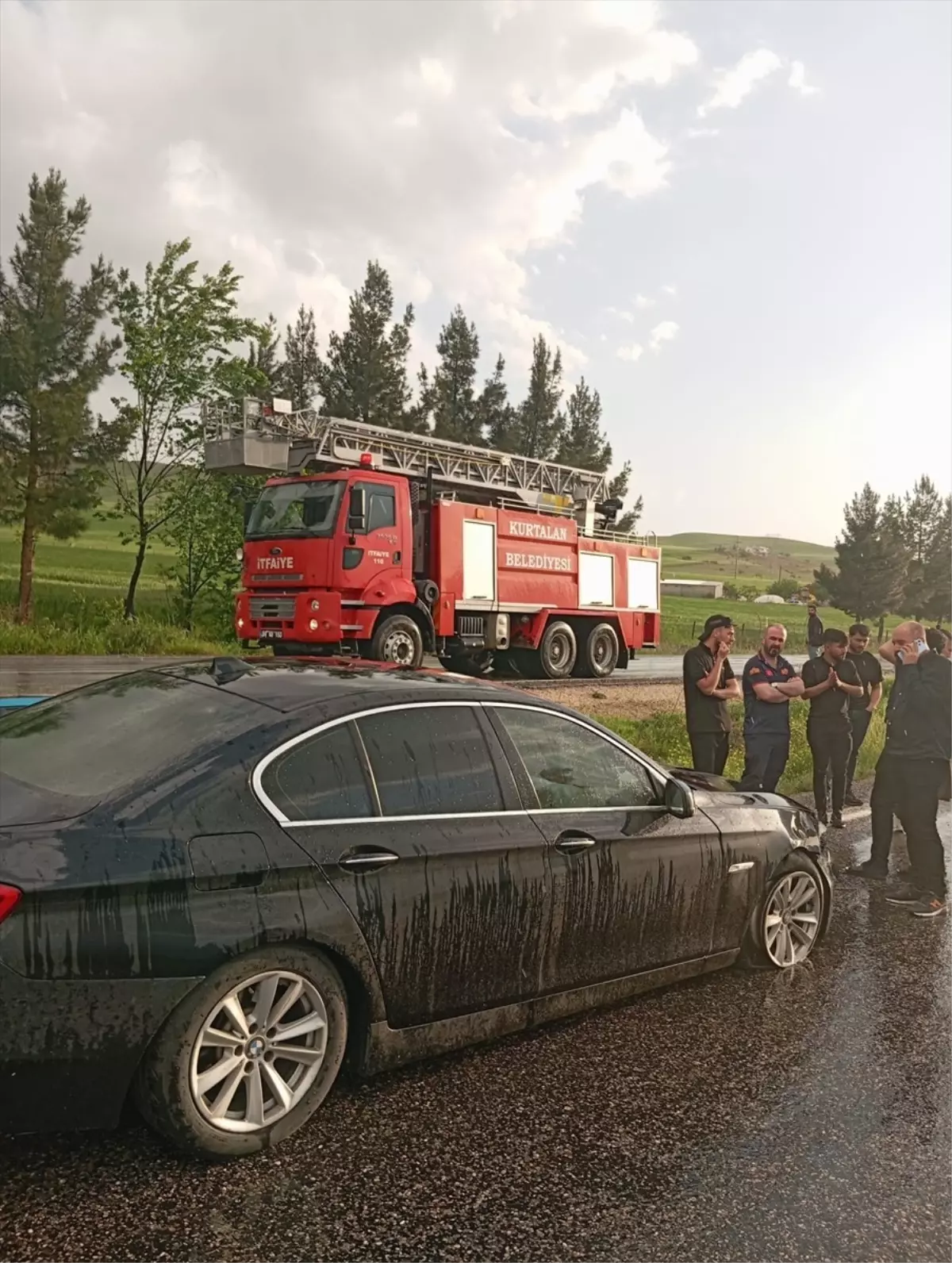 Siirt'te İki Otomobil Çarpıştı: 4 Yaralı