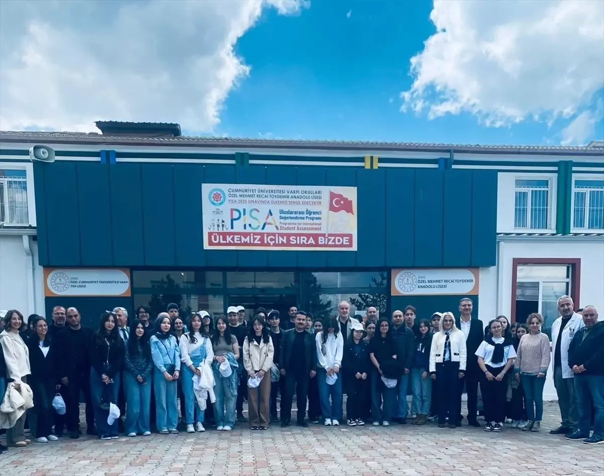 Sivas Milli Eğitim Müdürü, PISA 2025 Öğrencileri ile Buluştu